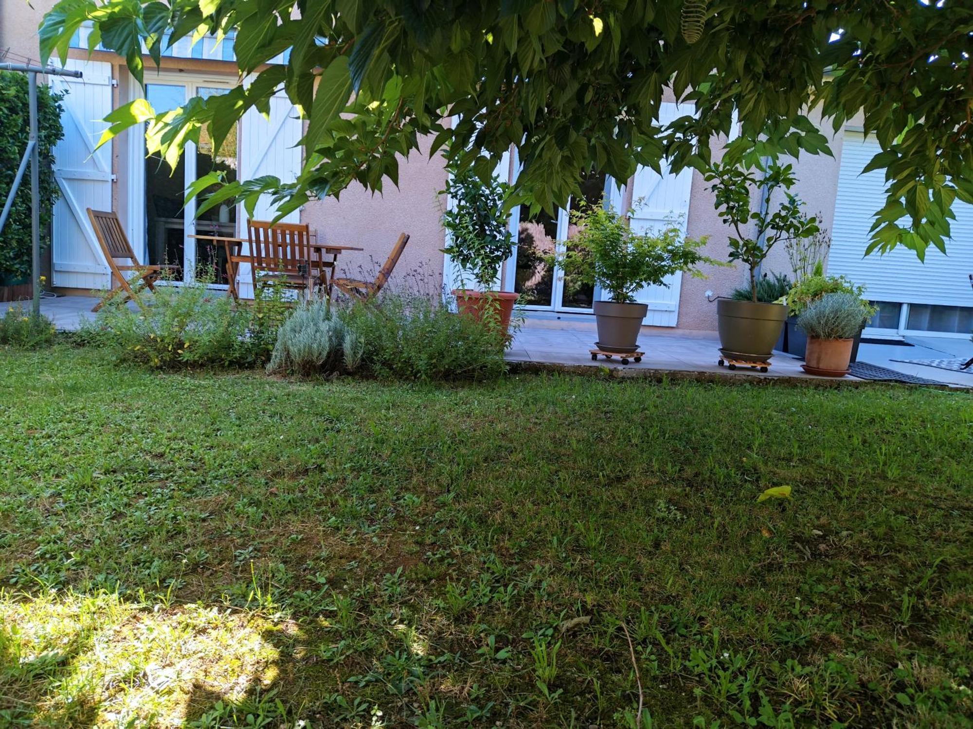 Fleurs De Cosmos Acomodação com café da manhã Albi Exterior foto